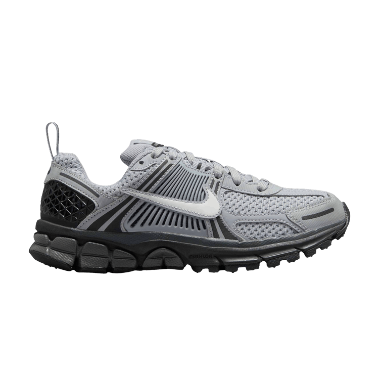 

Кроссовки Vomero 5 GS 'Wolf Grey Anthracite', серый