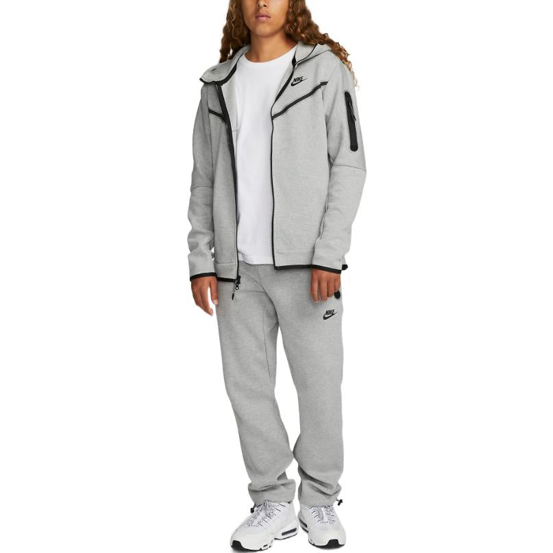 Брюки Nike Sportswear Tech Sweatpants 'Grey' — фото 3