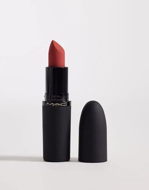 MAC Powder Kiss Hazy Matte Lipstick – Посвященная перцу чили