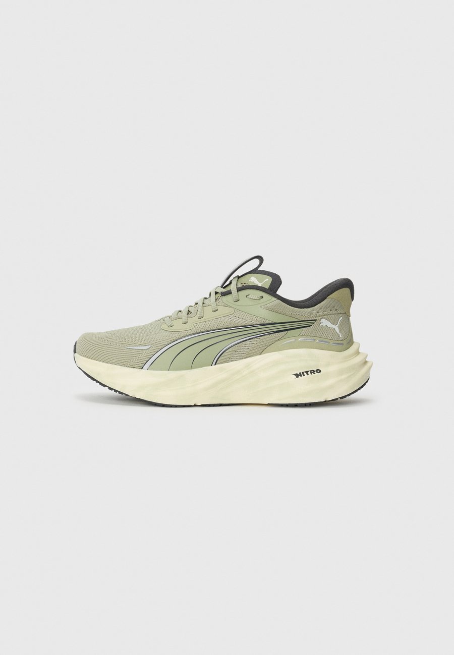 

Кроссовки Puma MAGNIFY NITRO 3, Lux Army/Dusky Gray/Grey