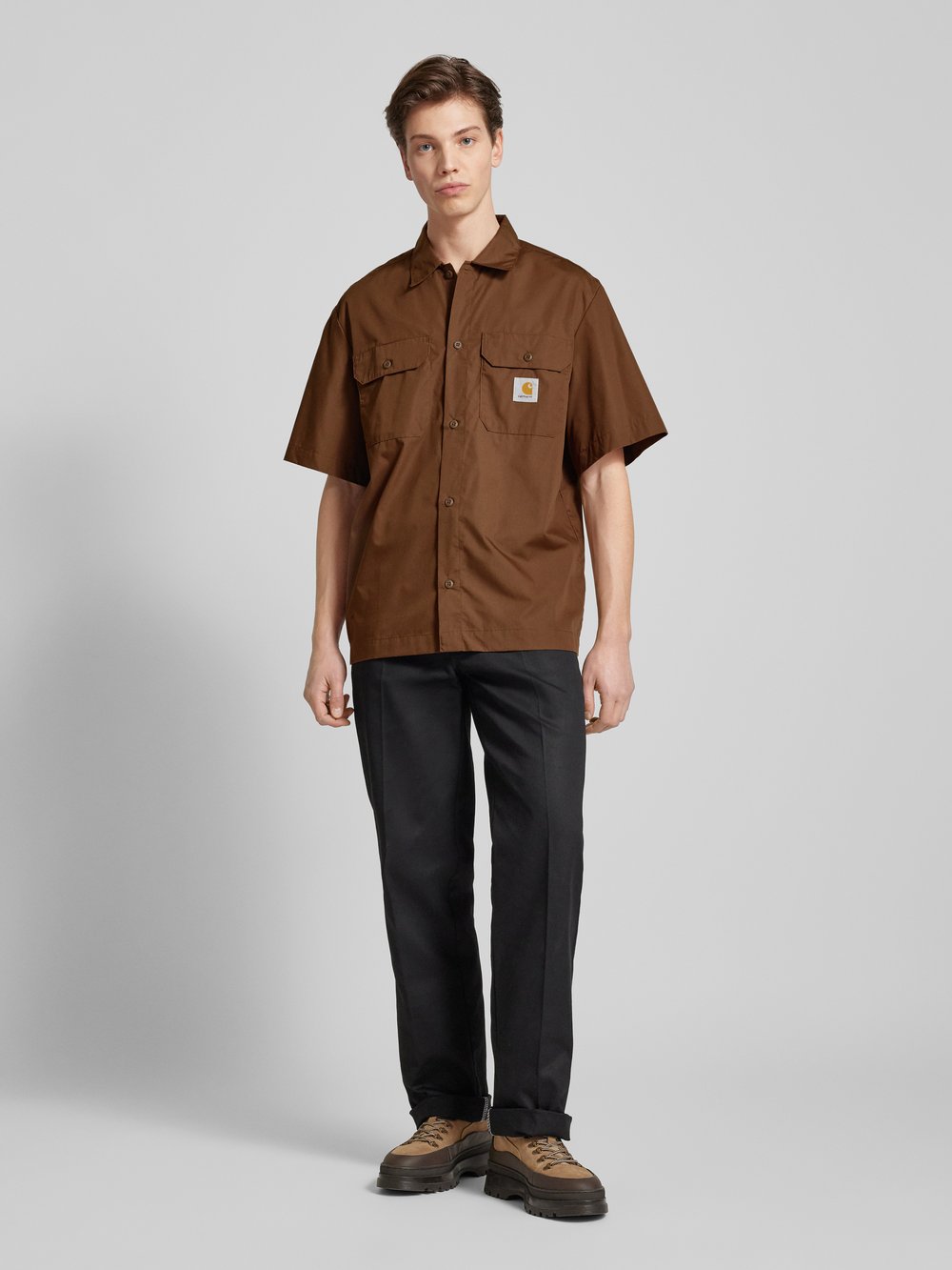 

Рубашка свободного кроя с нашивкой-лейблом, модель «CRAFT» Carhartt Work In Progress, темно-коричневый