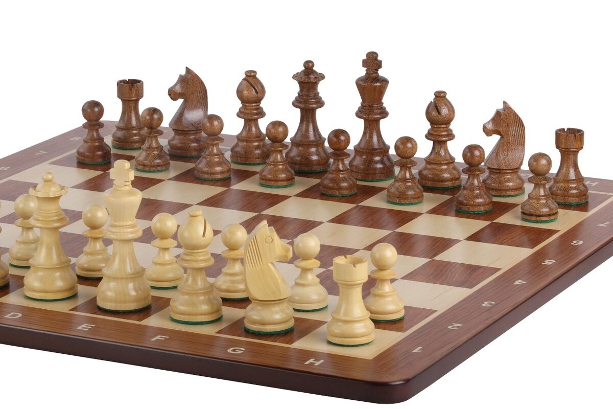 

Набор турнирных шахмат №5 - доска 50мм + Немецкий конь 3,5 штуки Sunrise Chess & Games
