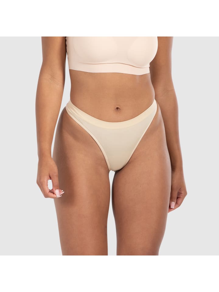 

SMILODOX Стринги Ниса в обнаженном виде