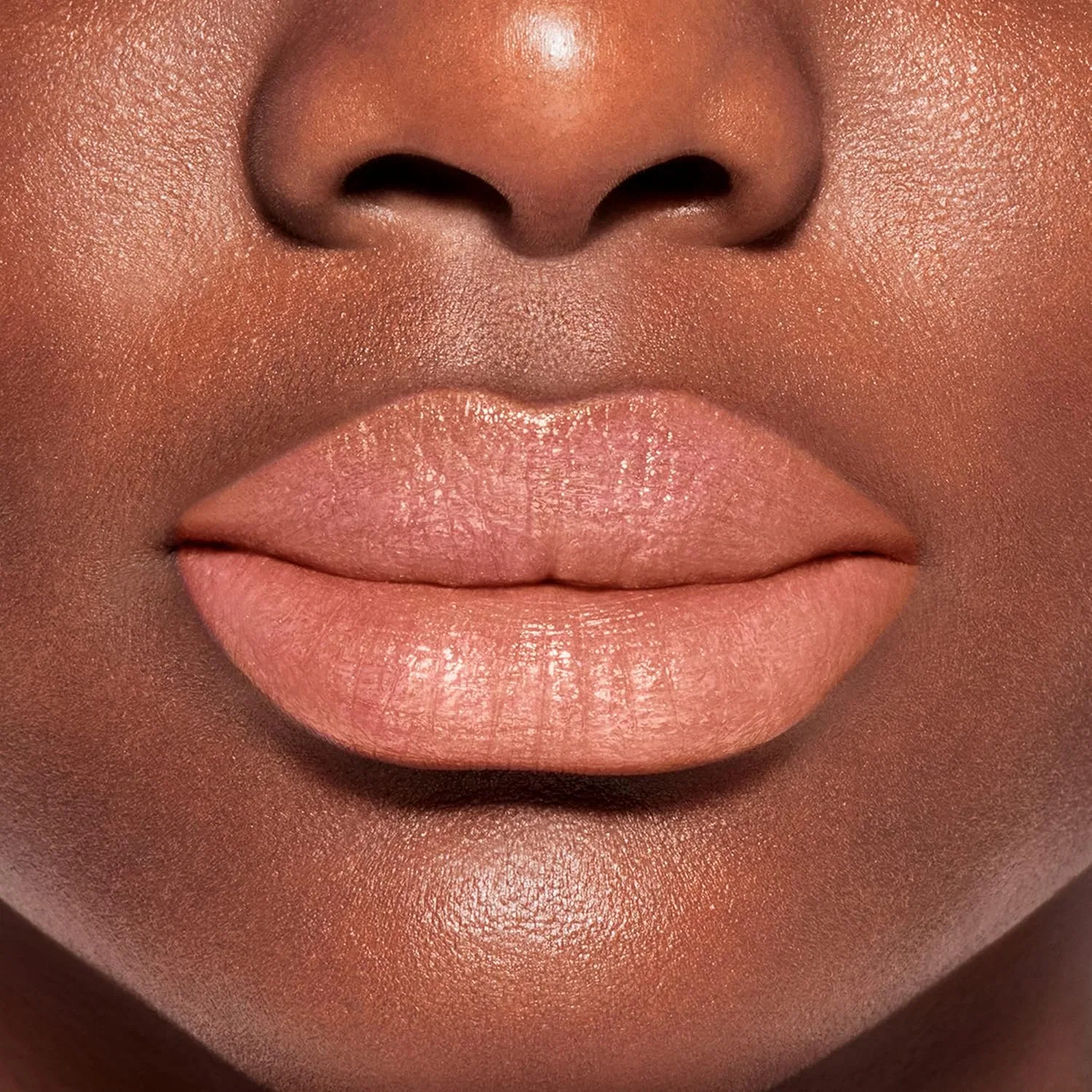 Цветной бальзам для губ «Colour Gel Lip Balm 111-Bamboo» от Shiseido Shiseido — фото 4