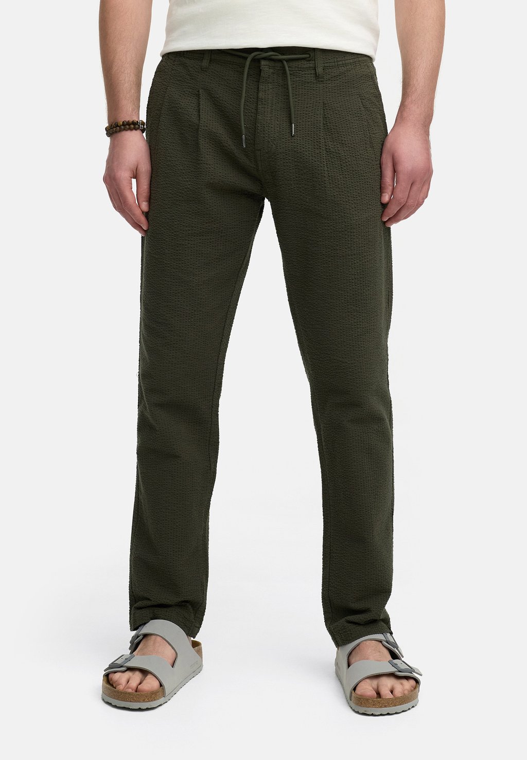 

Брюки INDICODE INDICODE JEANS, темно-зеленый