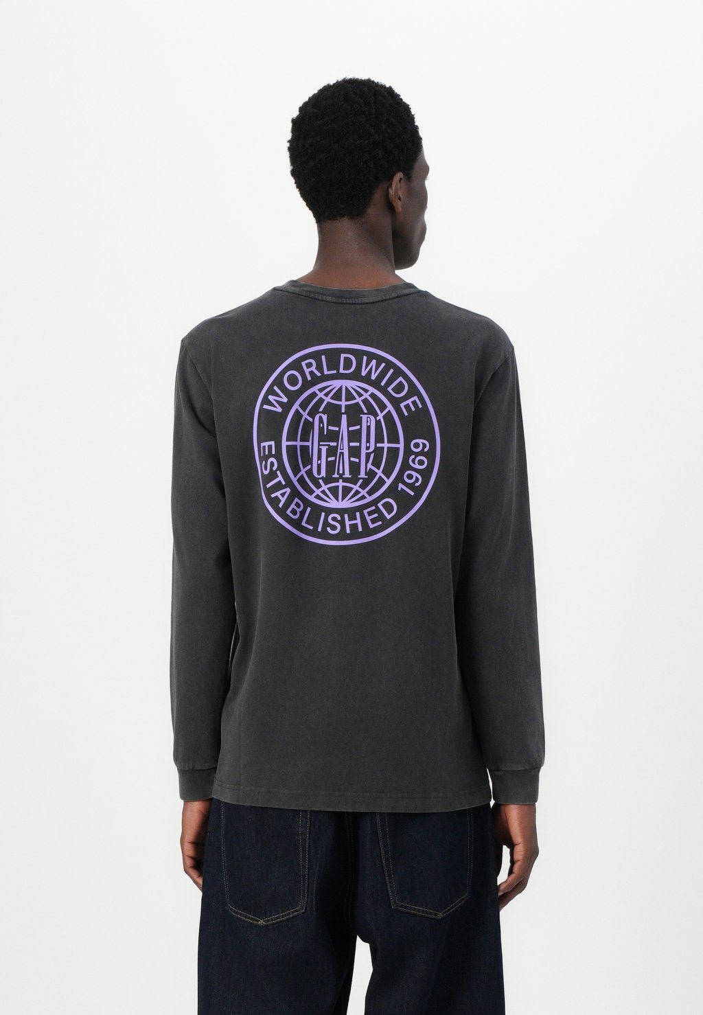 

Лонгслив LOGO WORLDWIDE GAP, черный