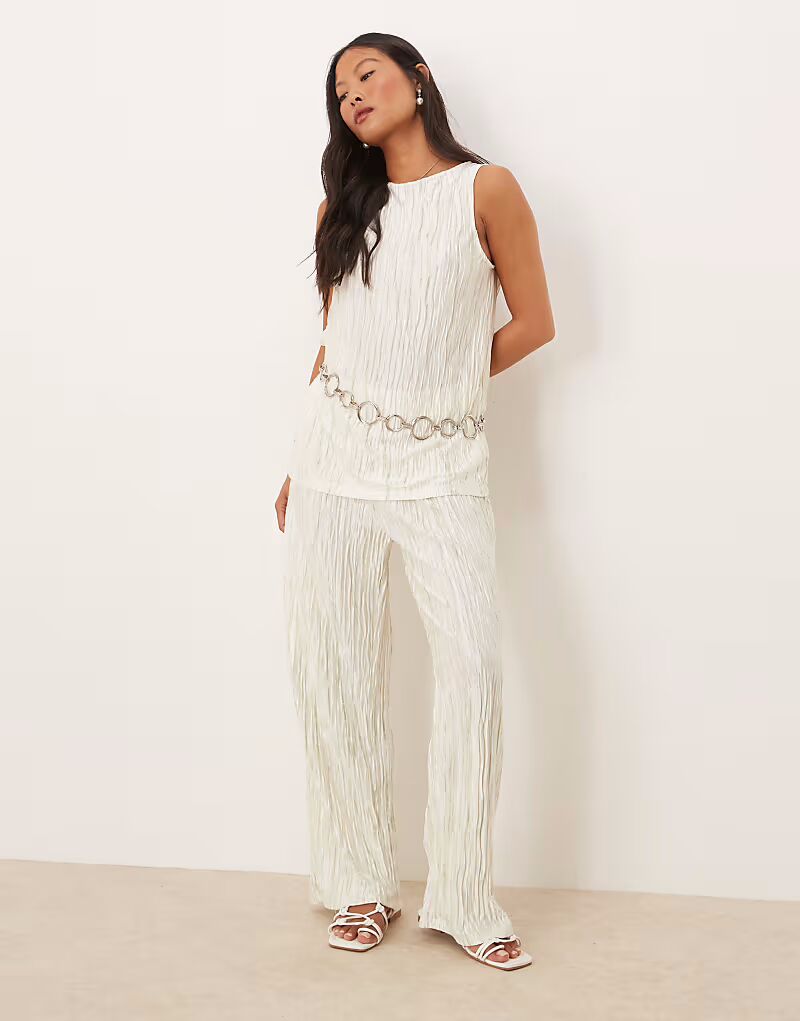 

Широкие брюки Petite с высокой талией и плиссе в бледно-зеленом цвете с эффектом тай-дай Vila Petite