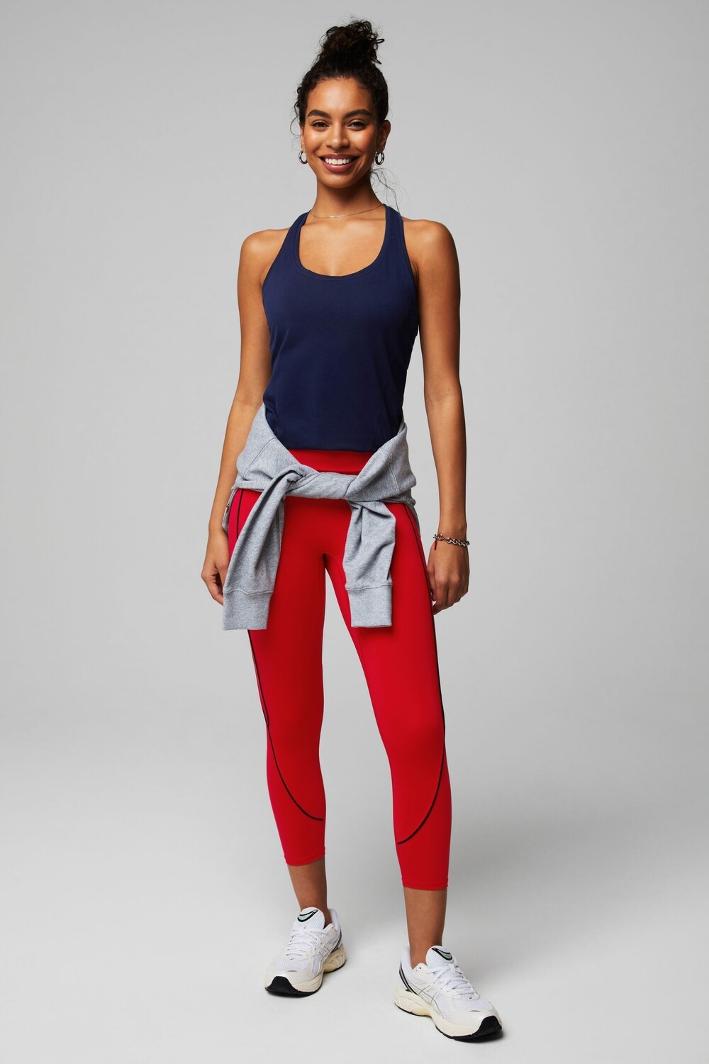 

Леггинсы капри Anywhere motion365+ с высокой талией и кантом Fabletics, красный