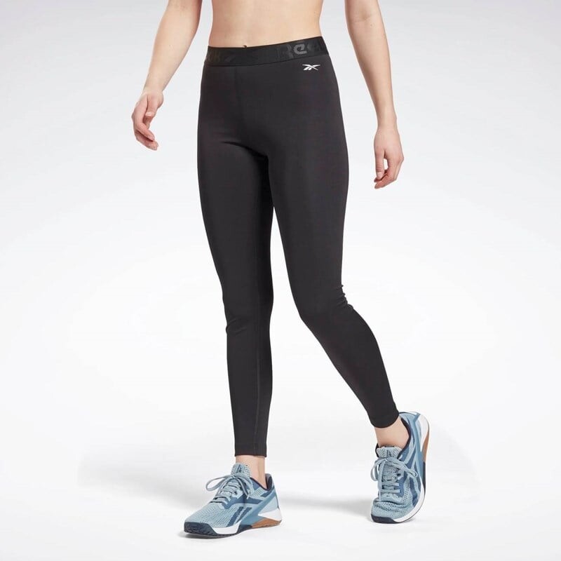 

Женские леггинсы для тренировок, готовый рекламный ролик Reebok, черный