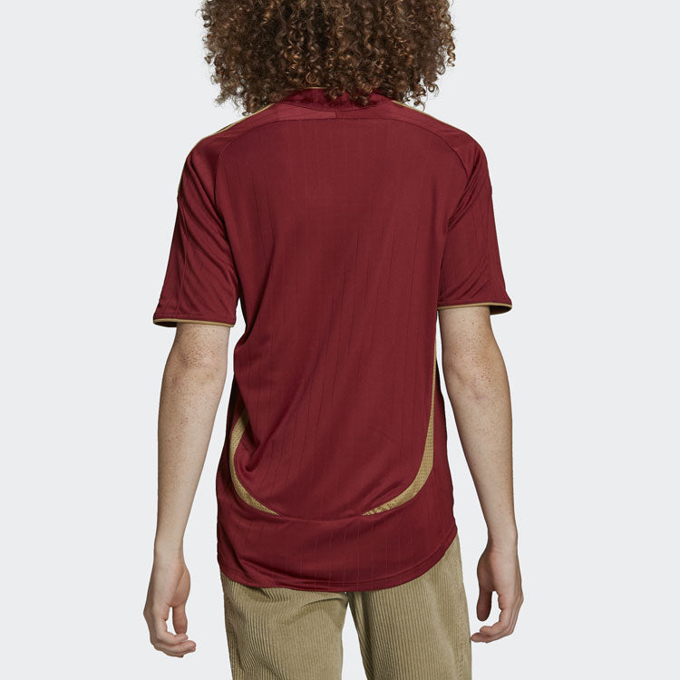 Футболка adidas Round Neck Alphabet Printing Short Sleeve Red H35891 — фото 4