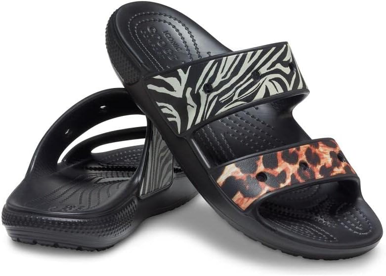 Унисекс сандалии Crocs Classic с сезонным принтом, черный — фото 4