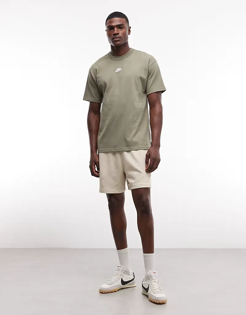 Шорты Nike Club French Terry, бежевый — фото 2