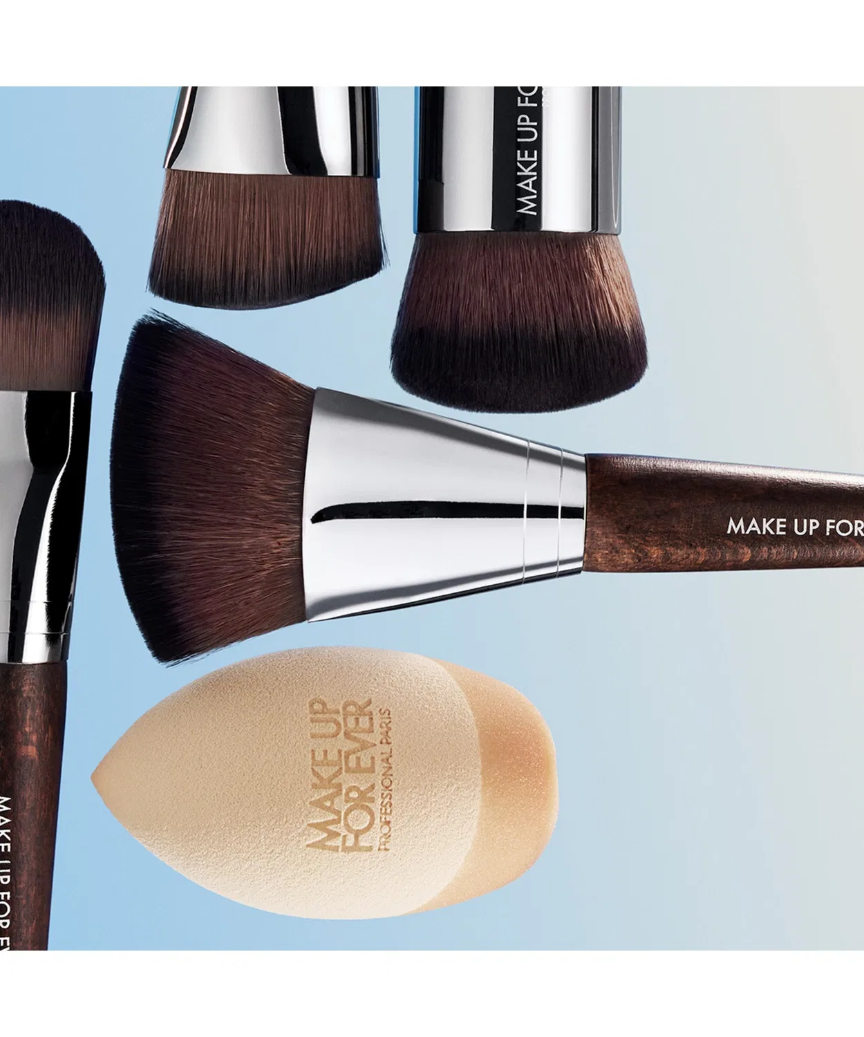 Кисть для тонального крема каплевидная MAKE UP FOR EVER 118 — фото 2