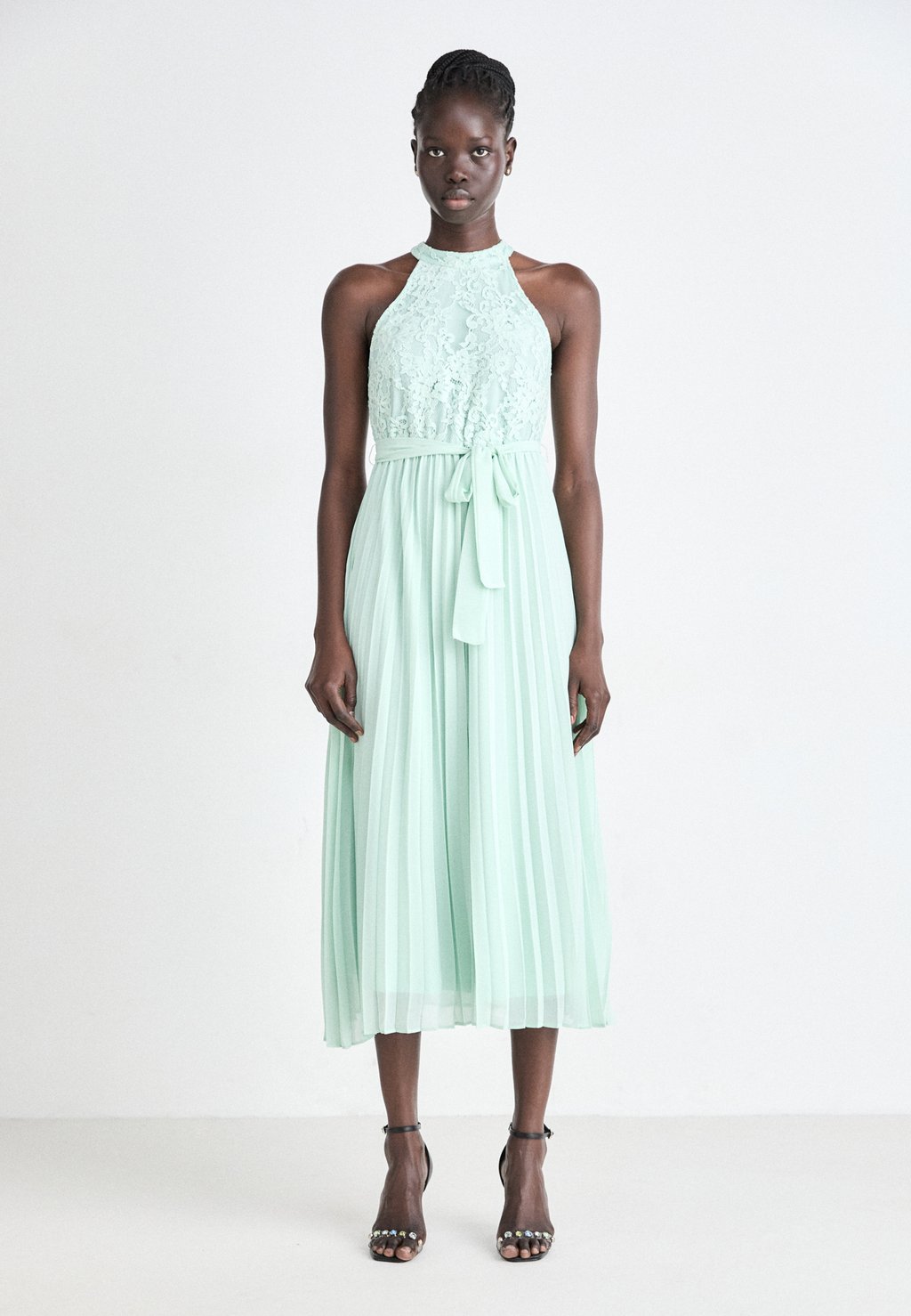 

Повседневное платье VINOMA HALTERNECK MIDI DRESS VILA, зеленый
