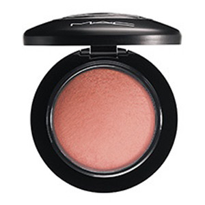 

Минеральные румяна mineralize blush Mac, цвет new romance, вес 3.2 гр.