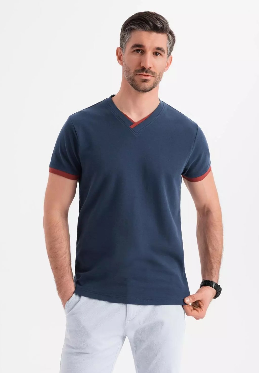 

Базовая футболка V-NECK Ombre, темно-синий