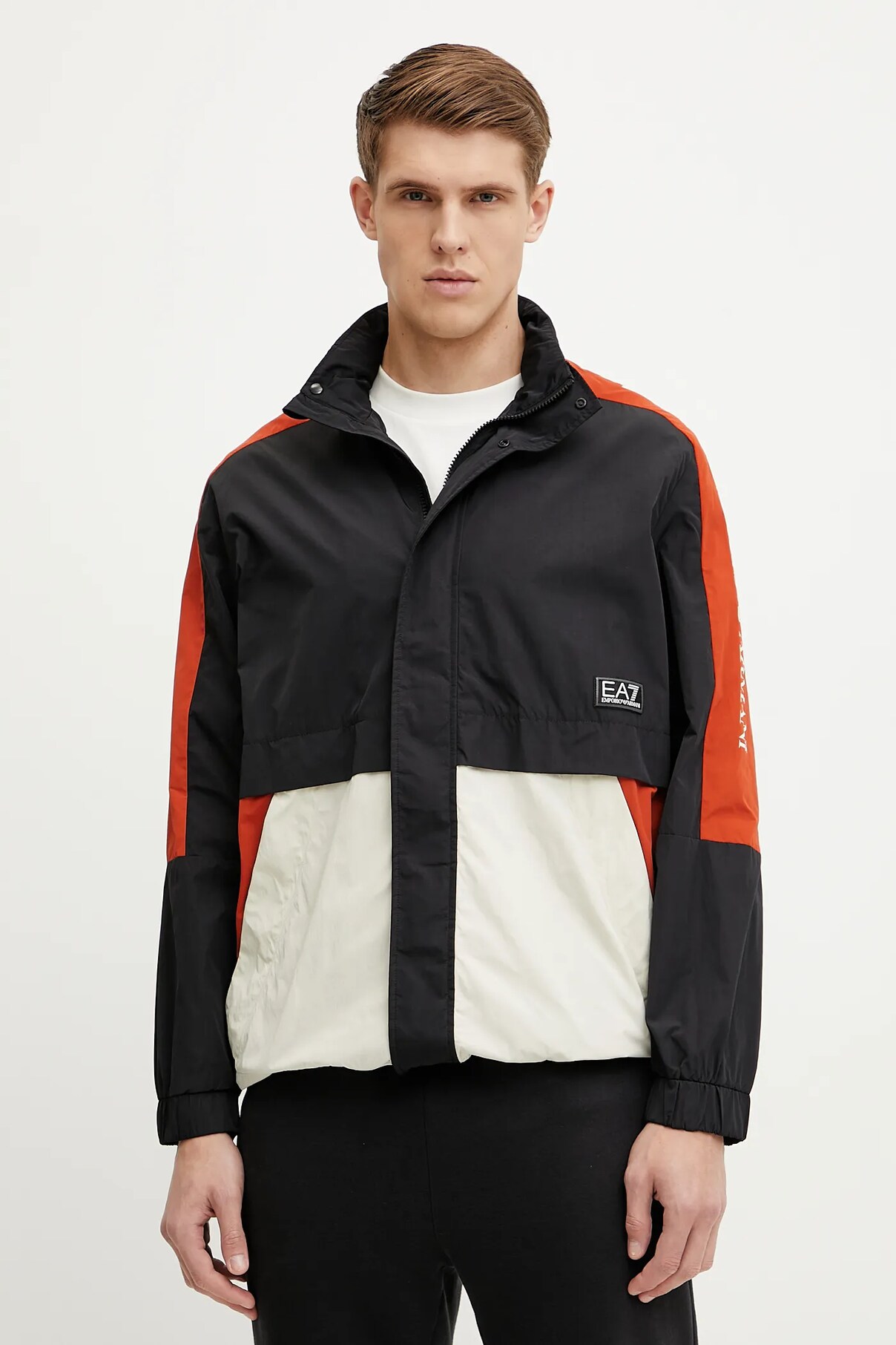 

Куртка Ea7 Emporio Armani, черный