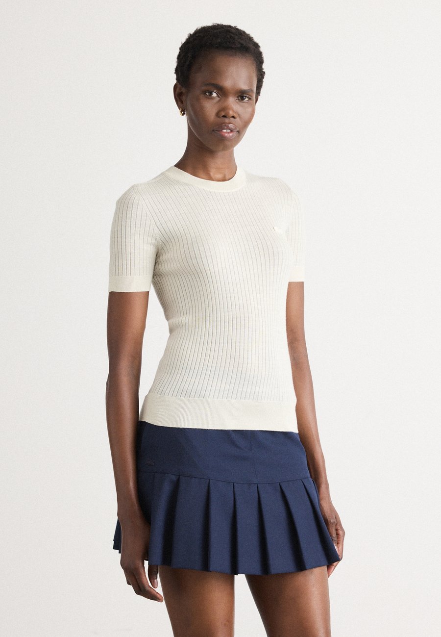 

Футболка Lacoste Basic T-shirt, Flour/Off-White, Белый, Футболка Lacoste Basic T-shirt, Flour/Off-White