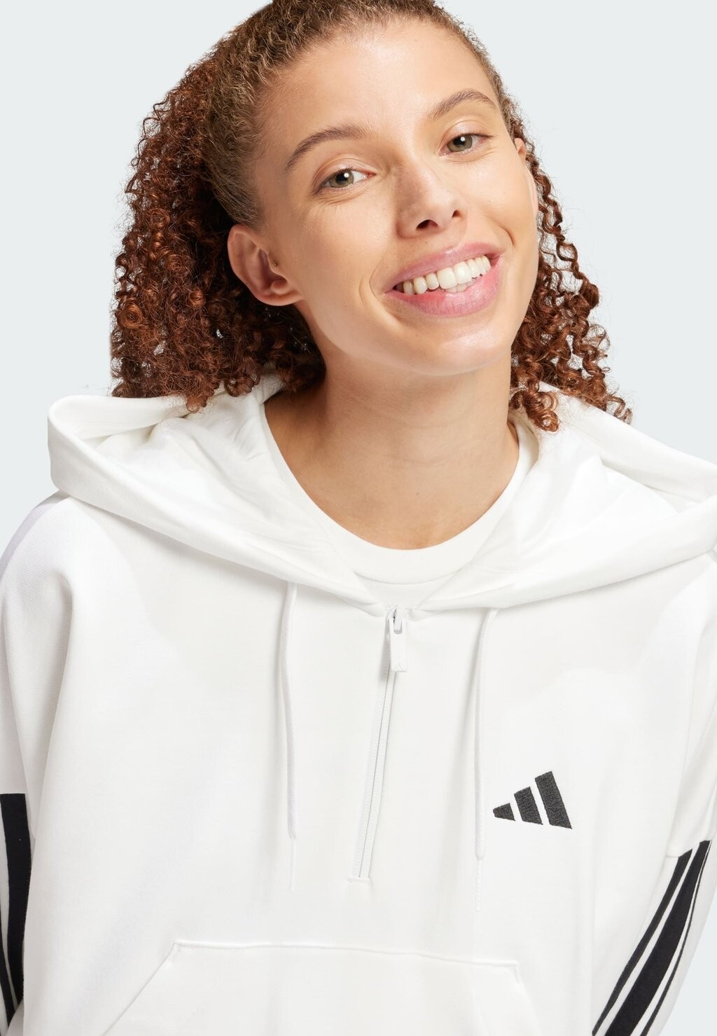 Толстовка с капюшоном ESSENTIALS 3 STRIPES QUARTER adidas Sportswear, белый