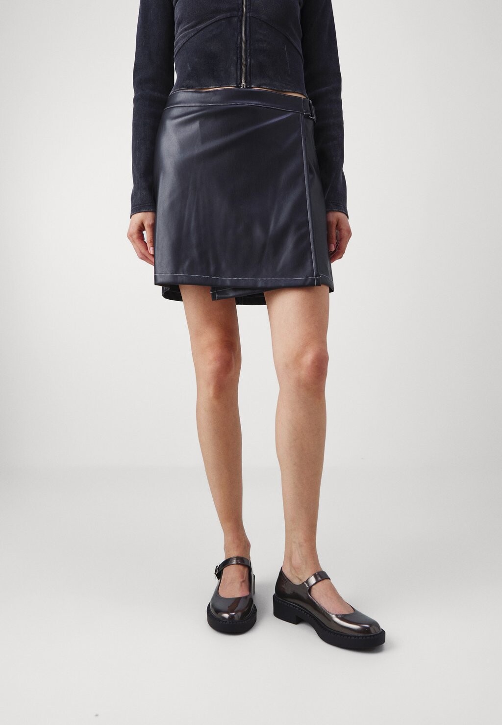 

Юбка внахлест NMANDY CONTRAST SKIRT Noisy May, черный