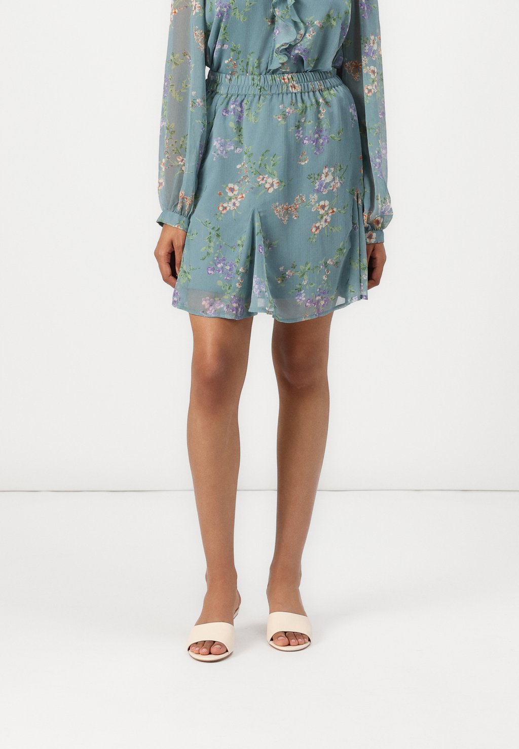

Мини-юбка VIMICHELLA VILA, цвет Chinois Green