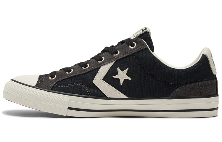 

Звездный игрок Низкий «Альтернативное исследование - Черный» Converse