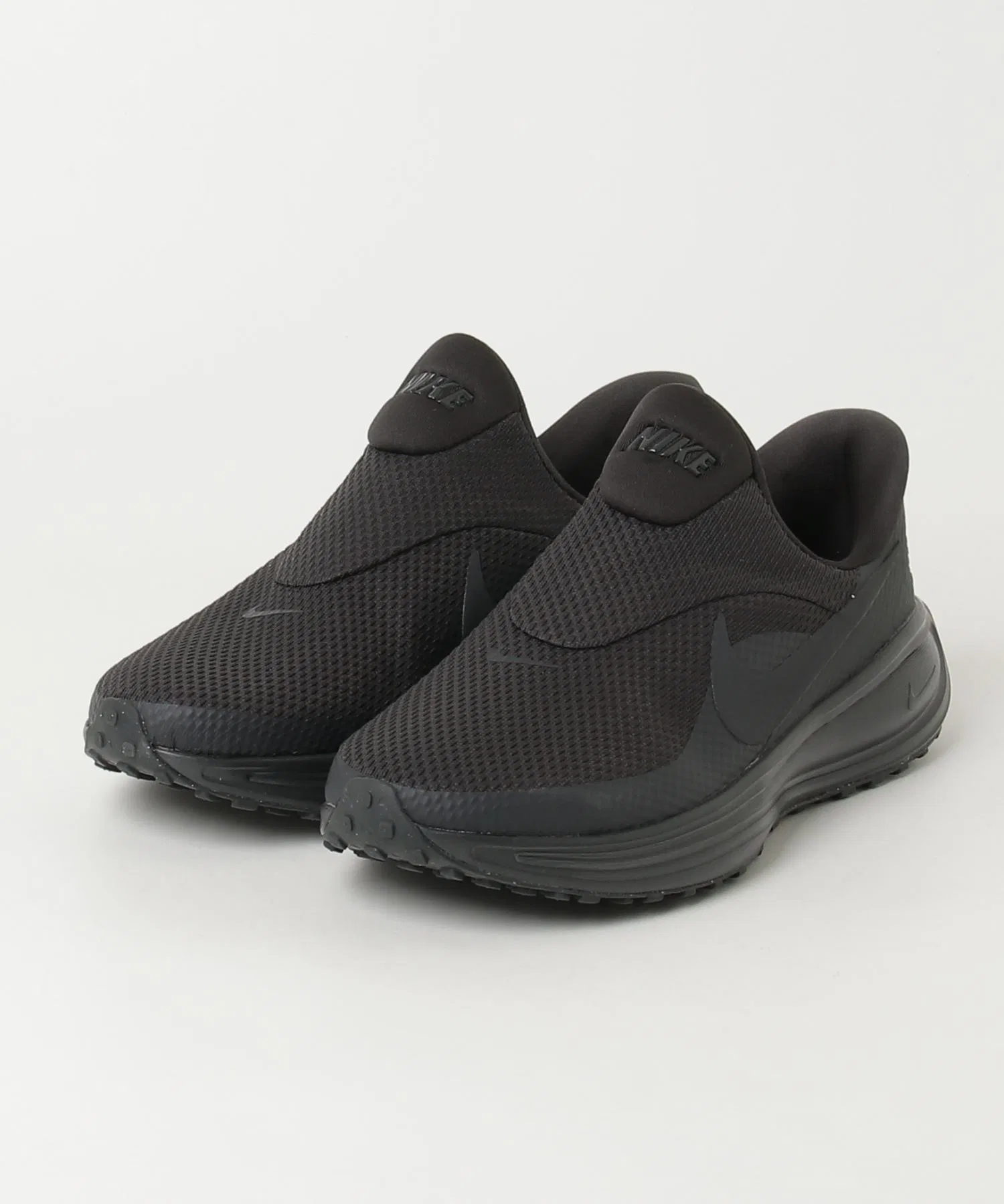 Мужские кроссовки Nike Revolution 8 EasyOn чёрные