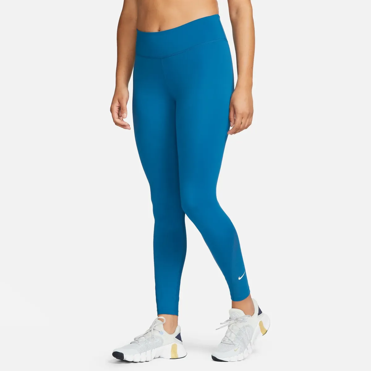 

Тренировочные тайтсы Nike "ONE WOMEN'S MID-RISE / MESH PANELED LEGGINGS", белый