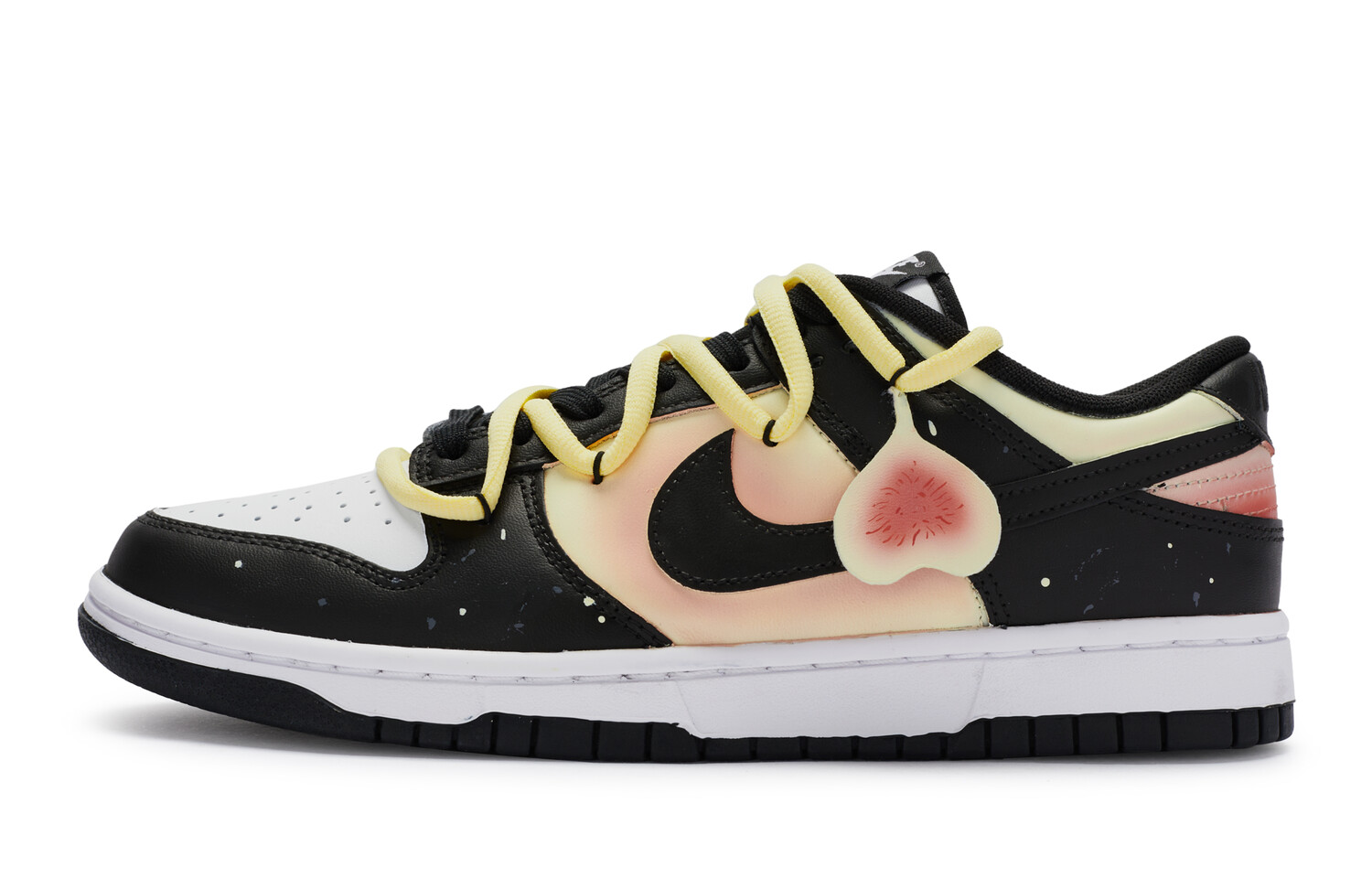 

Кроссовки Nike Dunk Skateboard Shoes Women's Low-Top Pink