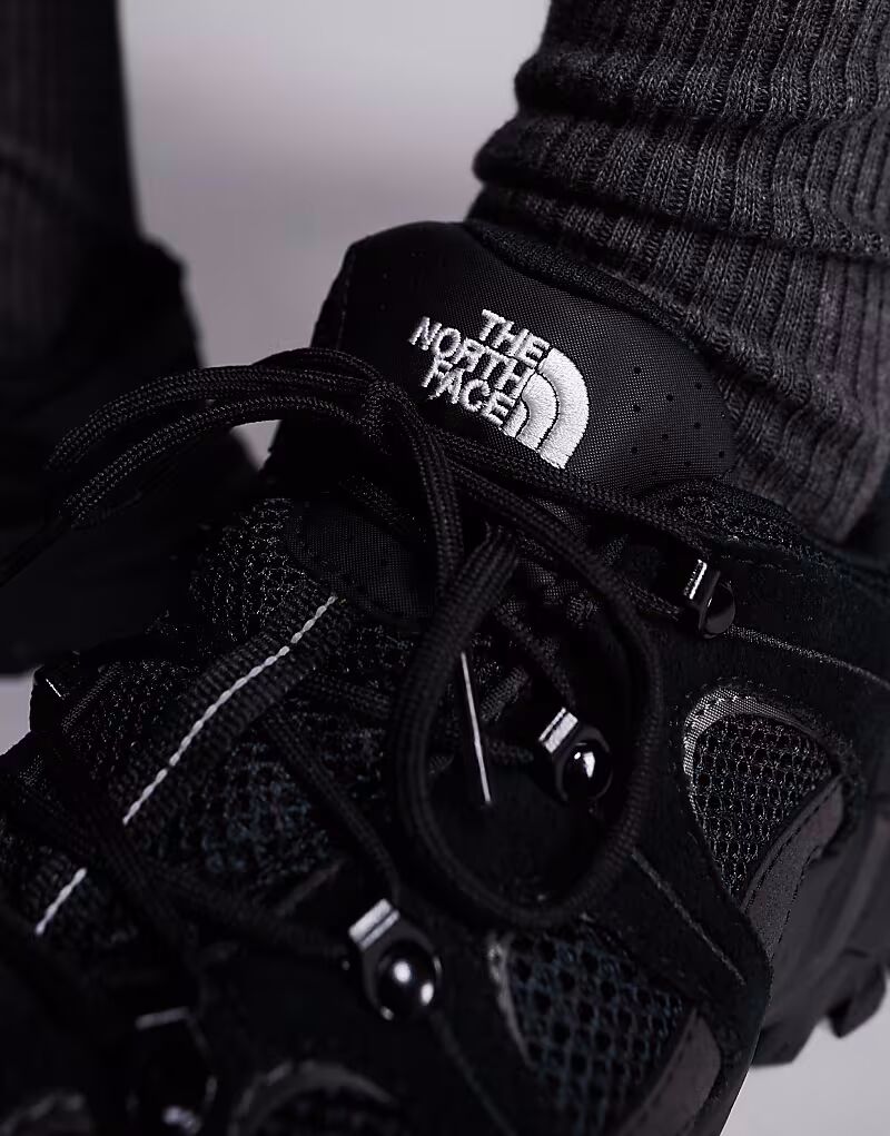 Кроссовки North Face Hedgehog 06 RVST черного цвета The North Face — фото 4