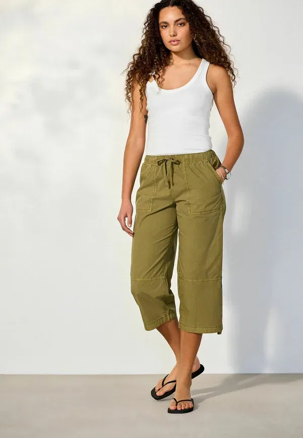 Брюки чинос Next, Regular fit cropped utility chino trousers, хаки — фото 2