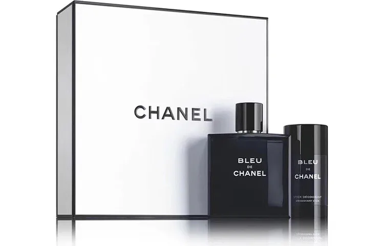 CHANEL Дезодорант Cerulean Perfume, Azure EDT perfume 150ml + antiperspirant 75g — фото 2