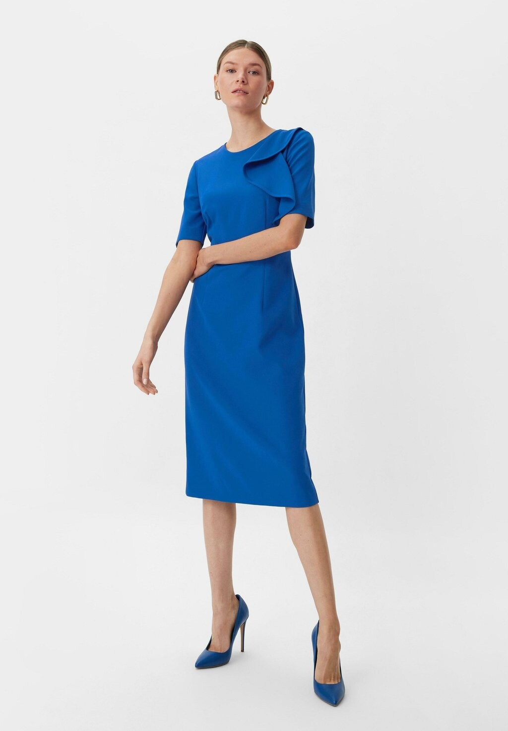 

Повседневное платье comma, цвет royalblau