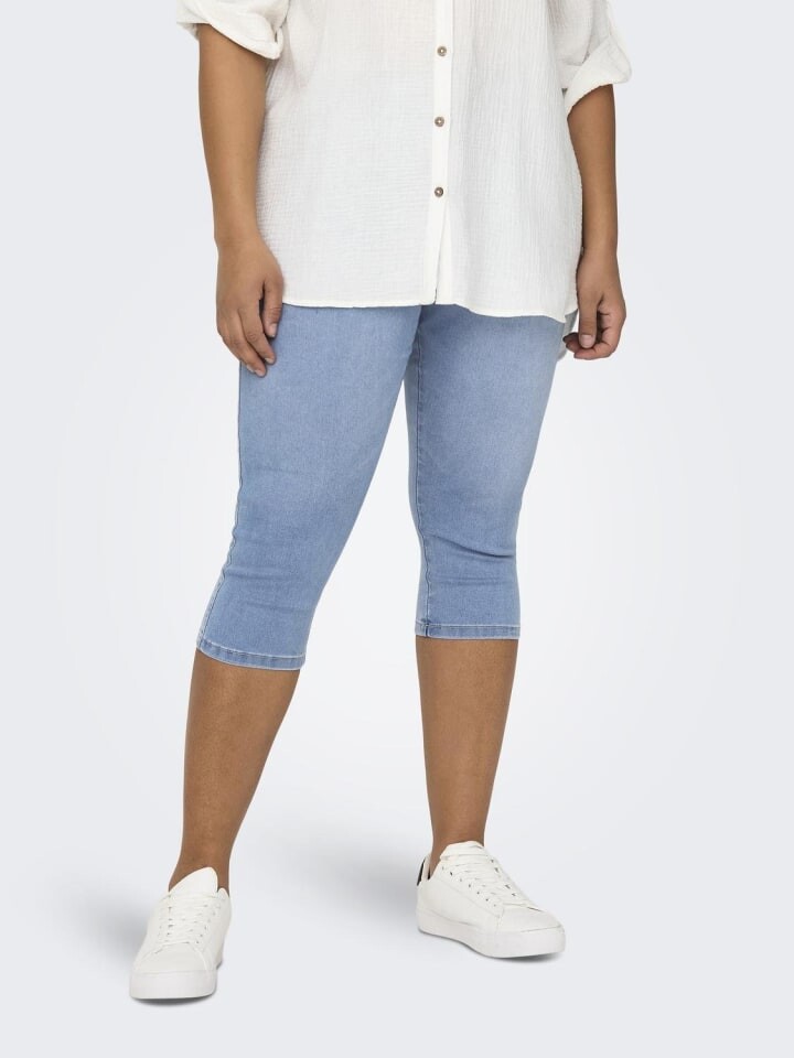 

Шорты ONLY Carmakoma Plus Size Denim Hose Skinny Fit hohe Taille, голубой