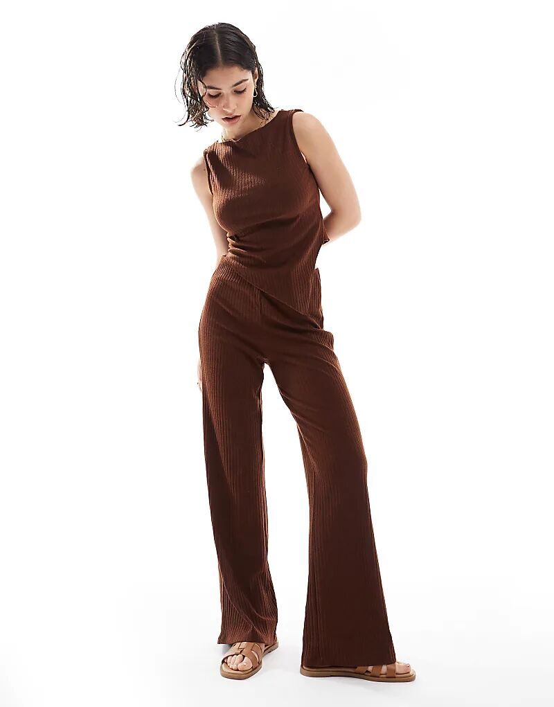 

Широкие брюки Vero Moda в рубчик шоколадного цвета