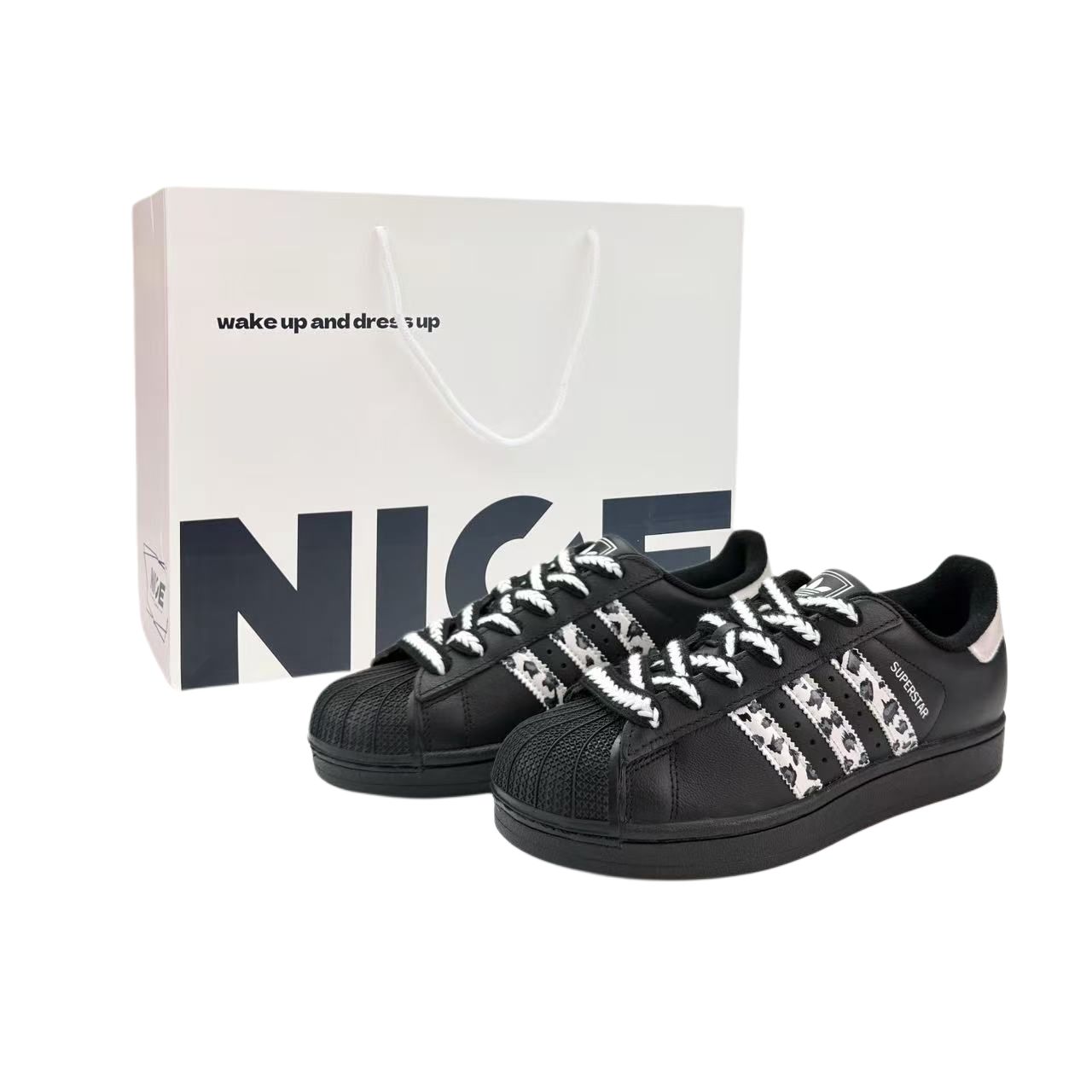 

Adidas Originals Superstar 2 Leopard Print Celebrity Abrasion Resistant Low top Skateboard Shoes Unisex Silver Black