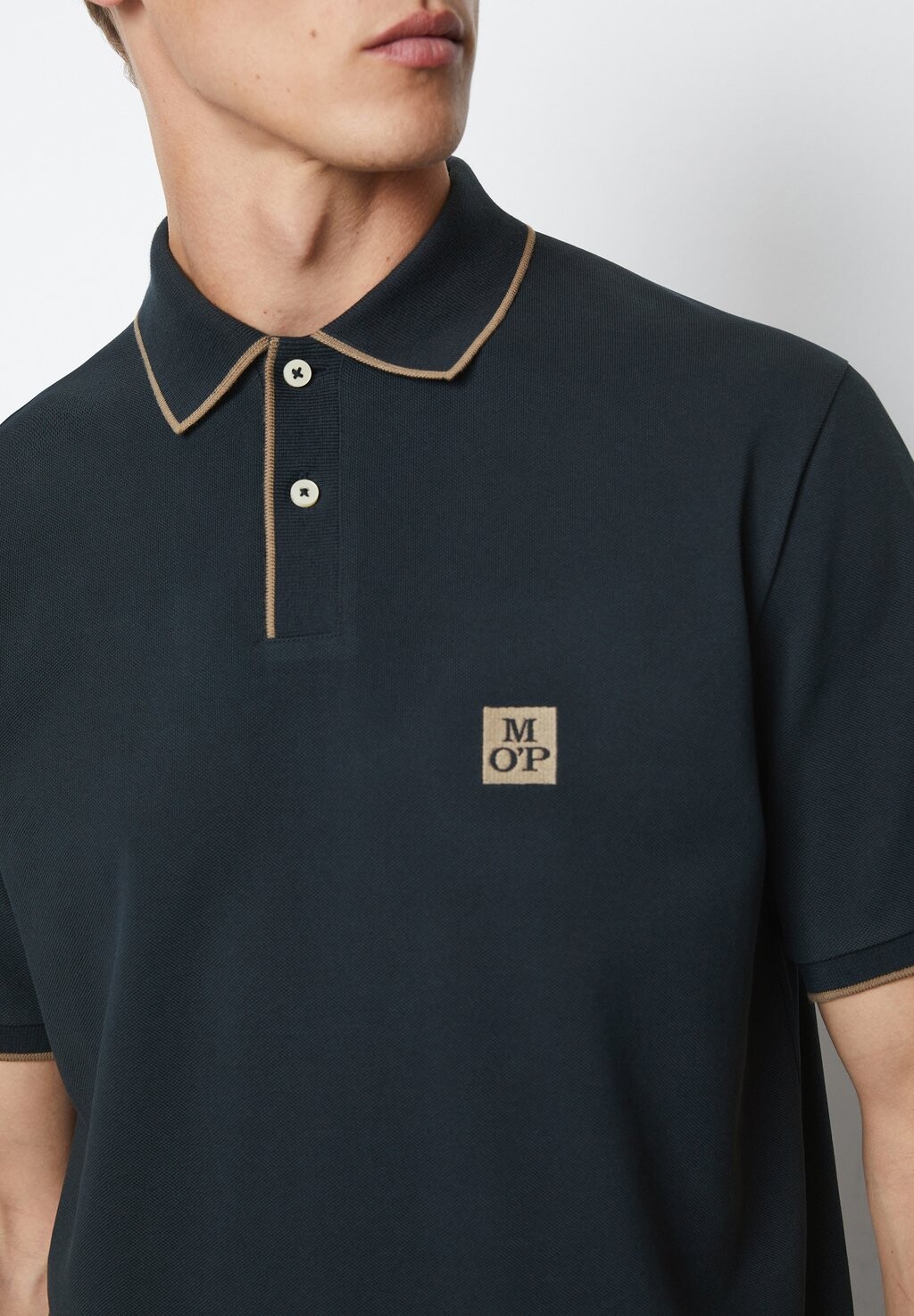 

Рубашка поло SHORT SLEEVE TIPPING ON COLLAR AND PLACKET Marc O'Polo, темно-синий
