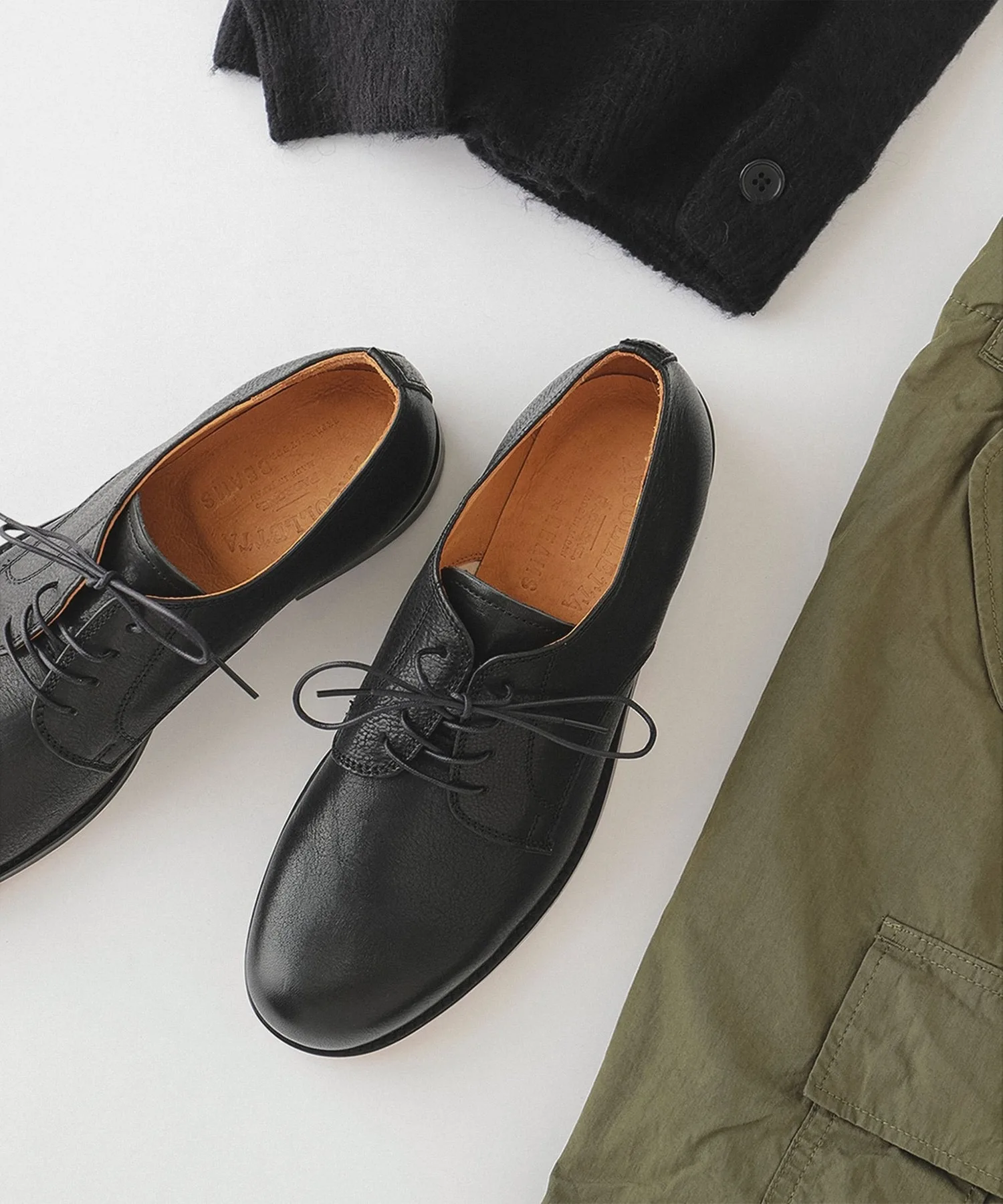 Мужские туфли из натуральной кожи ARCOLLETTA PADRONE 4EYE PLAIN TOE черные