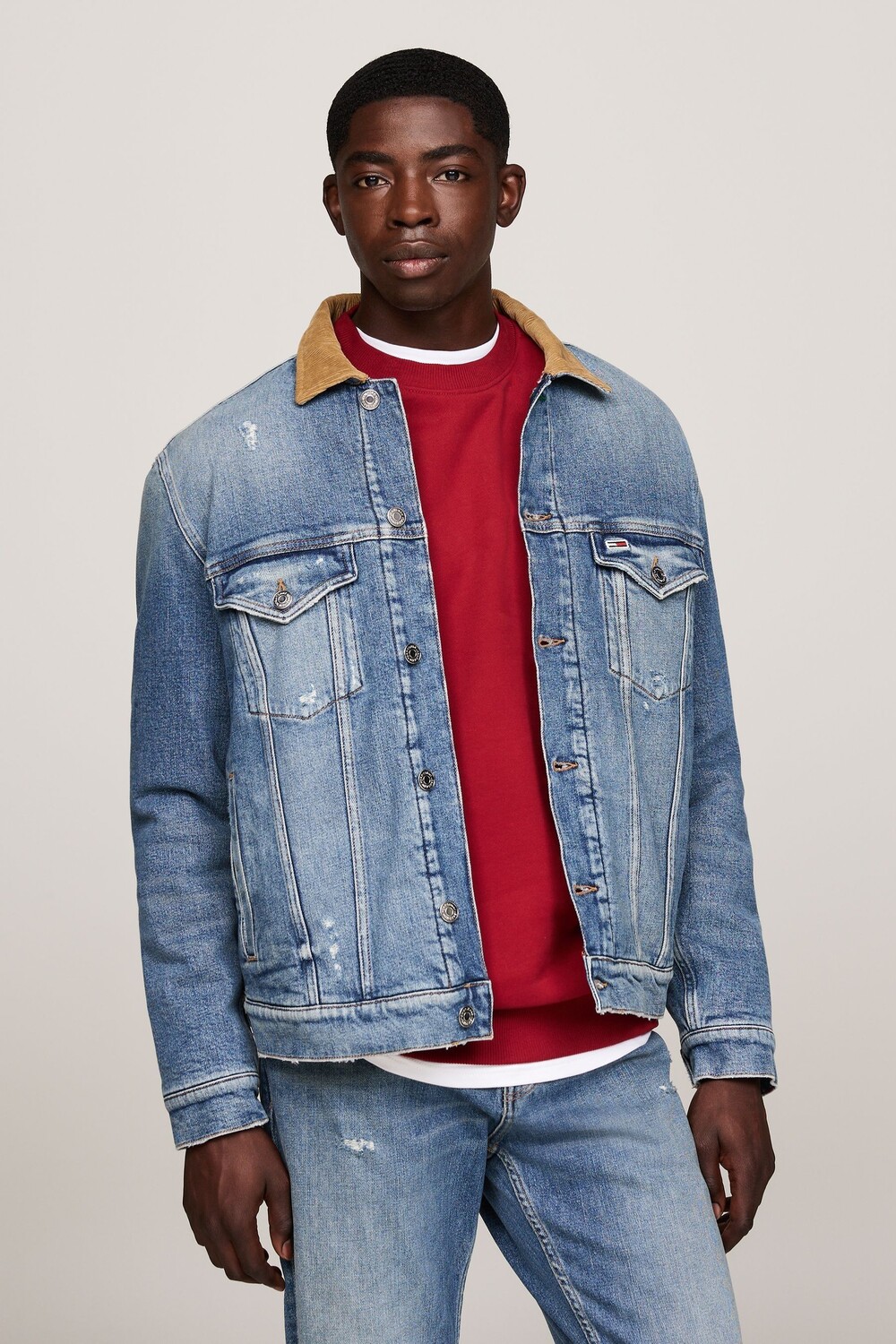 

Обычная посадка куртка райана тедди дальнобойщика Tommy Jeans, синий