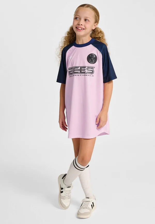 Платье-Футболка hml свободного кроя с тигровым рисунком, короткий крой. Hummel, Roseate Spoonbill