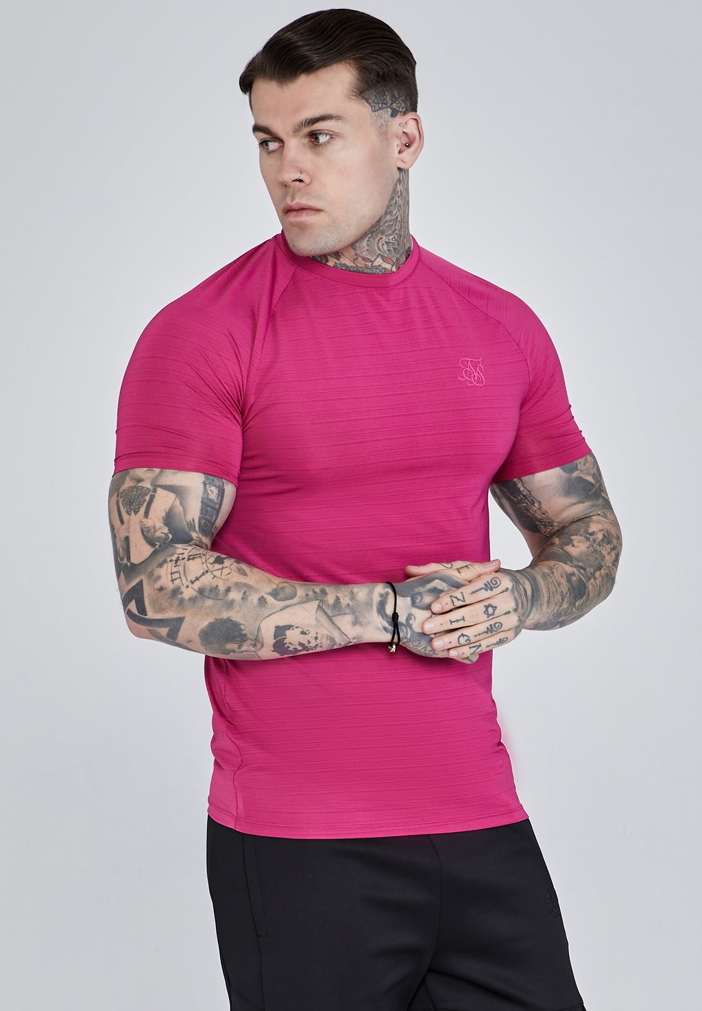 

Базовая футболка Muscle Fit SIKSILK, розовая