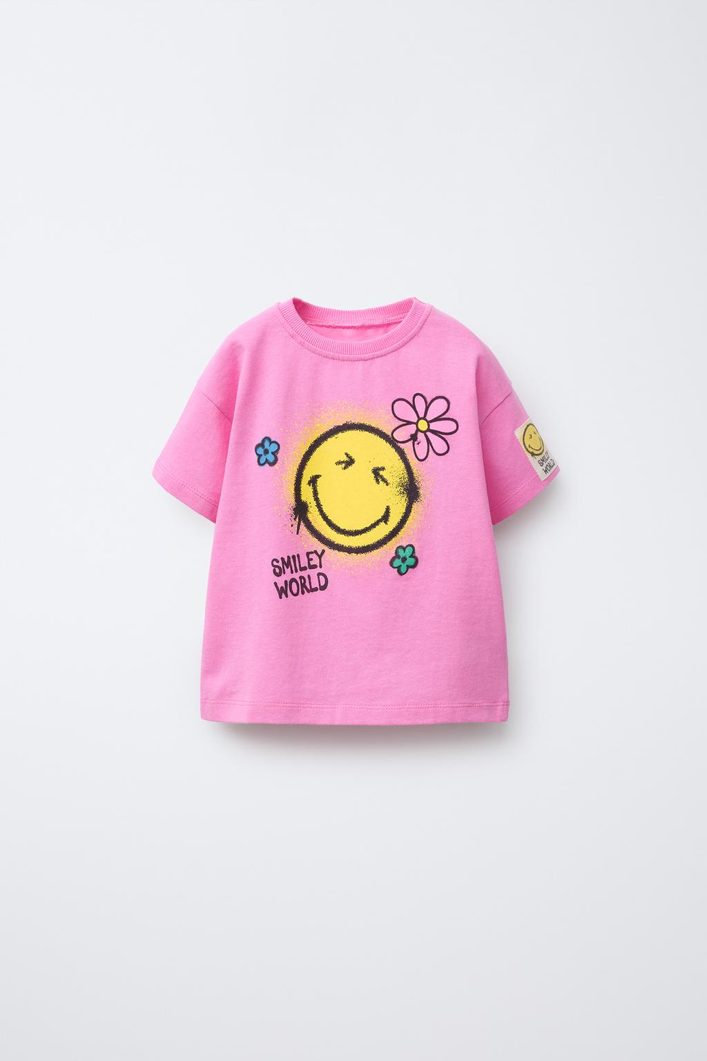 

Футболка с принтом smileyworld ZARA, цвет Fuchsia