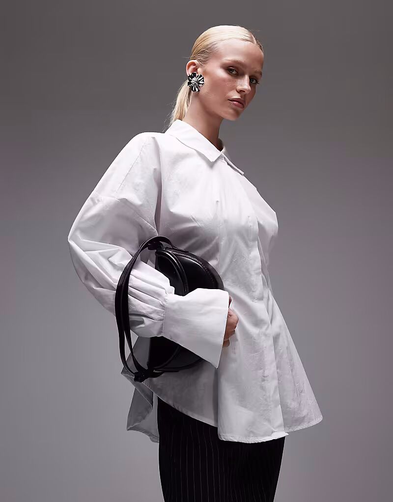 

Белая рубашка из поплина ASOS DESIGN с пряжкой сзади