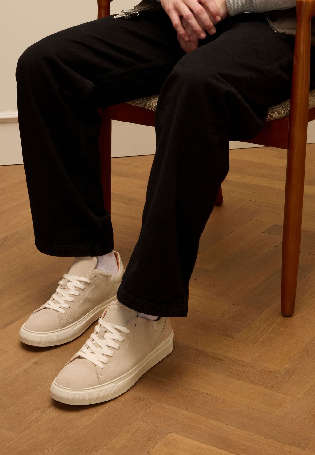 

Кроссовки SNEAKER MIT GRAUEN DETAILS Manfield, бежевый