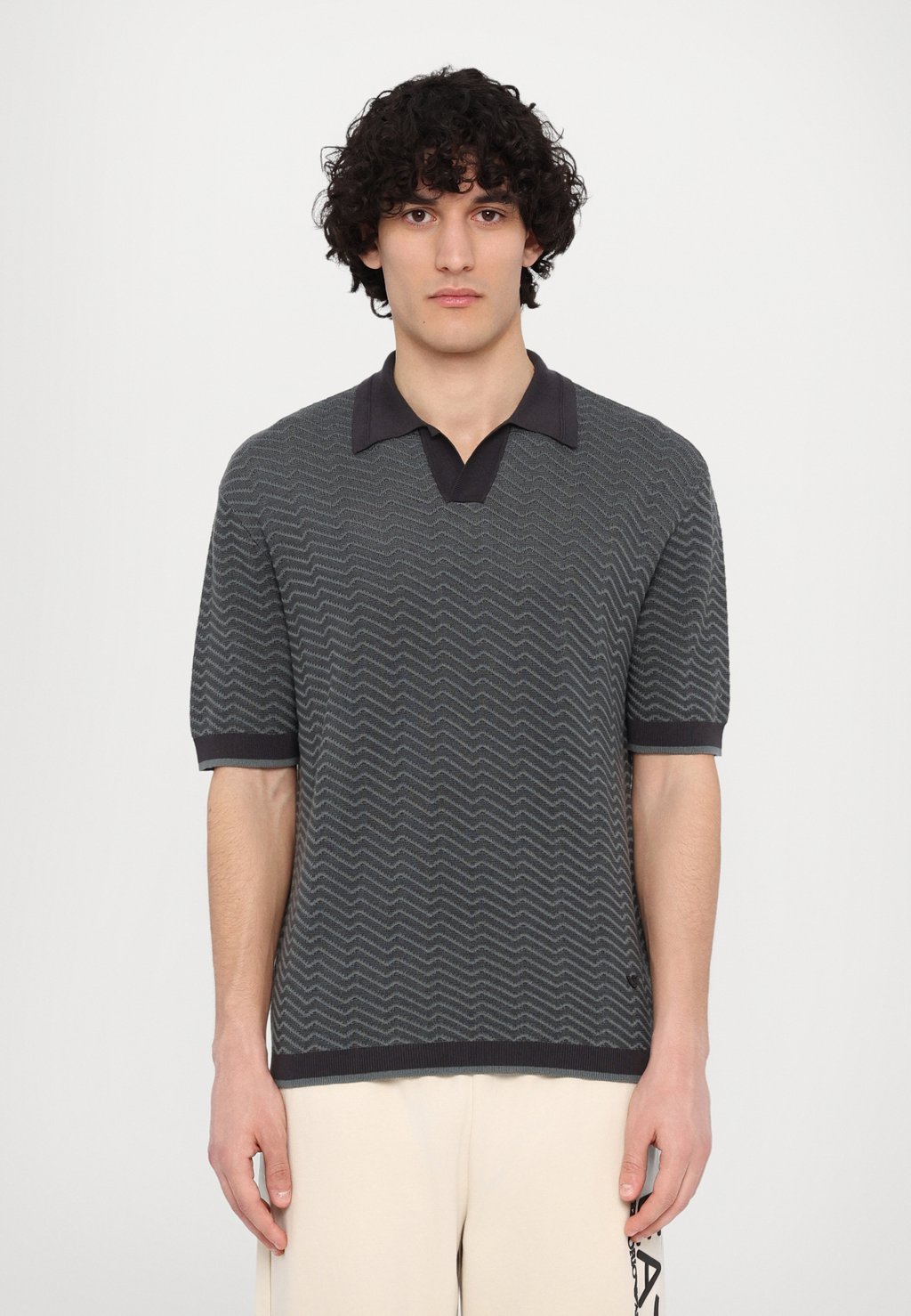 

Рубашка поло Emporio Armani, серый