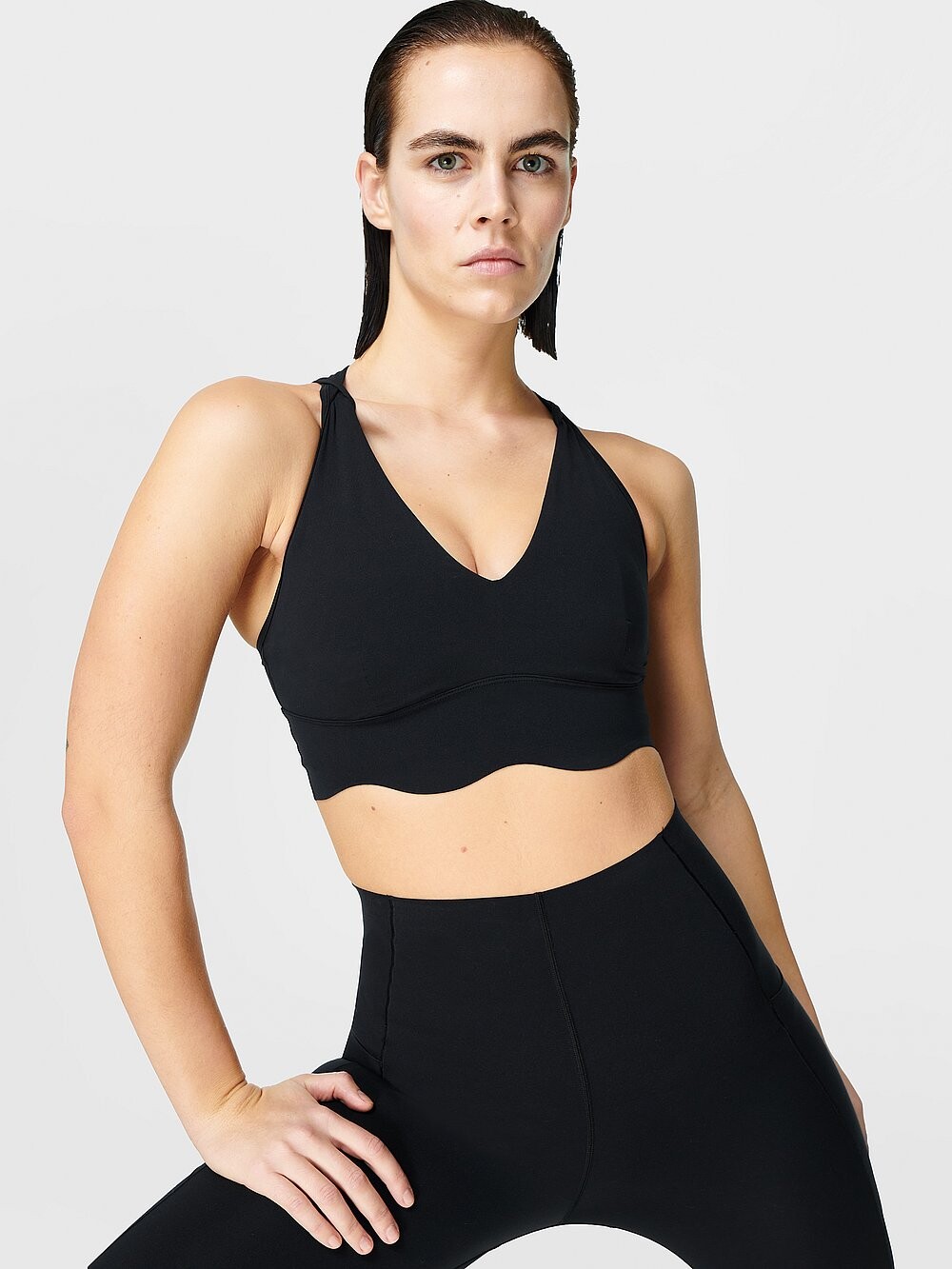 

Бюстгальтер Power Contour с глубоким вырезом Sweaty Betty, черный