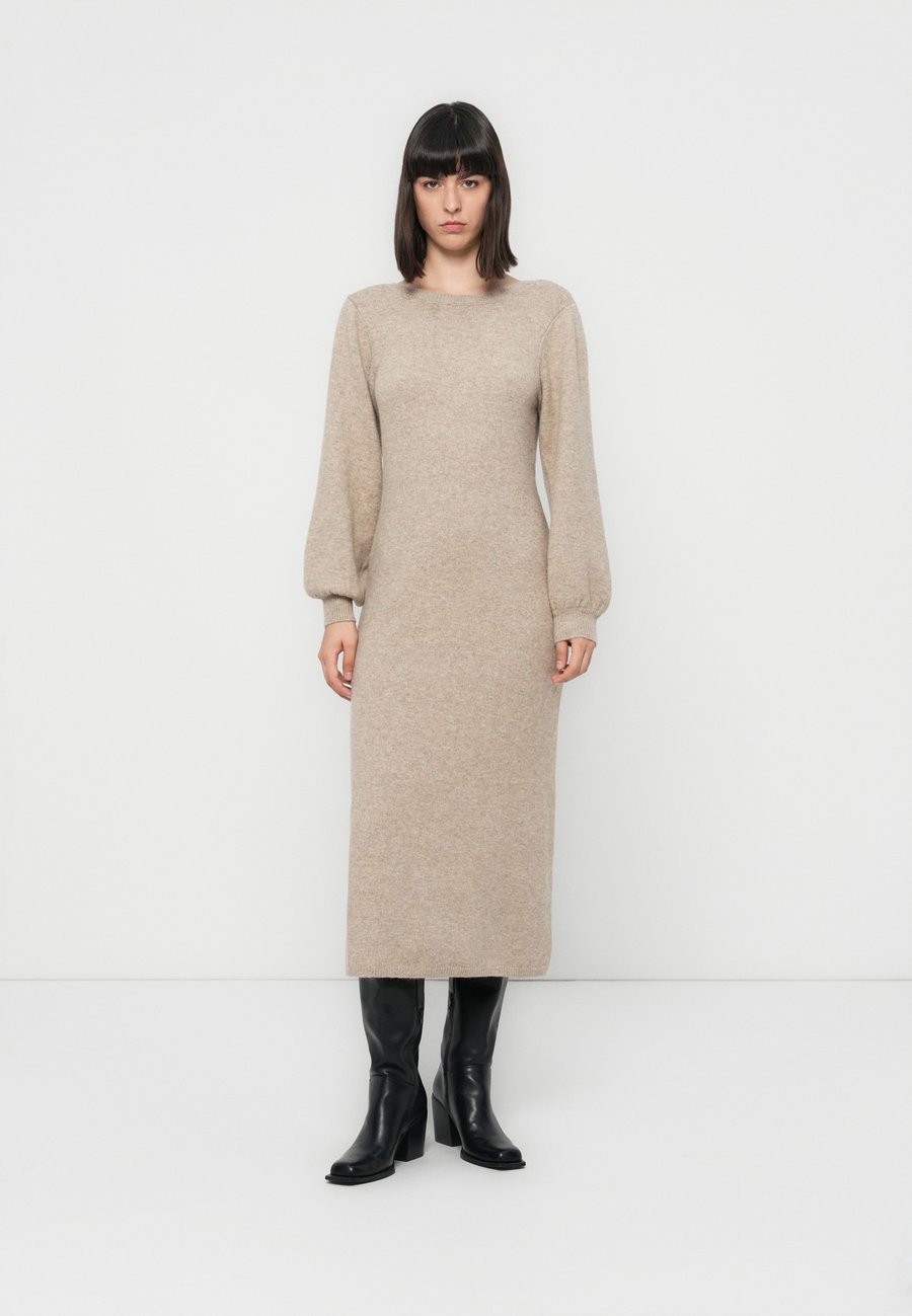 

Платье Pieces PCMARCELLO DEEP BACK DRESS, Taupe Gray/Grey