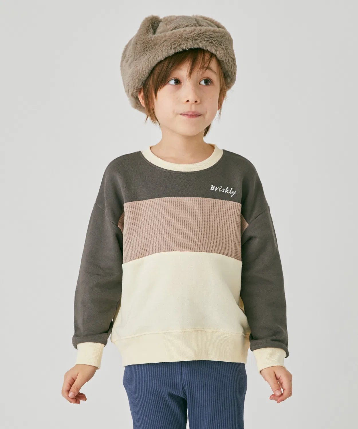 Свитшот вафельный блокированный charcoal ever closet