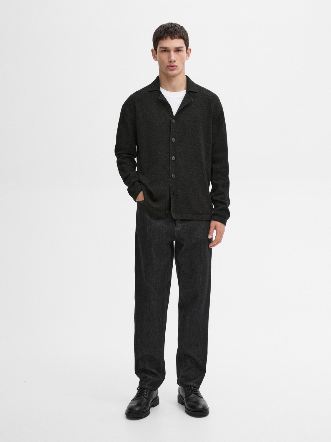 

Кардиган из смесовой шерсти с воротником-лацканом Massimo Dutti, черный