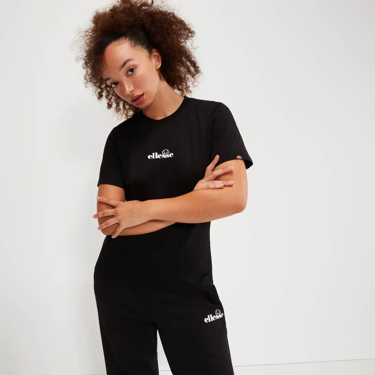 

Svetta ellesse Женская футболка Ellesse, черный